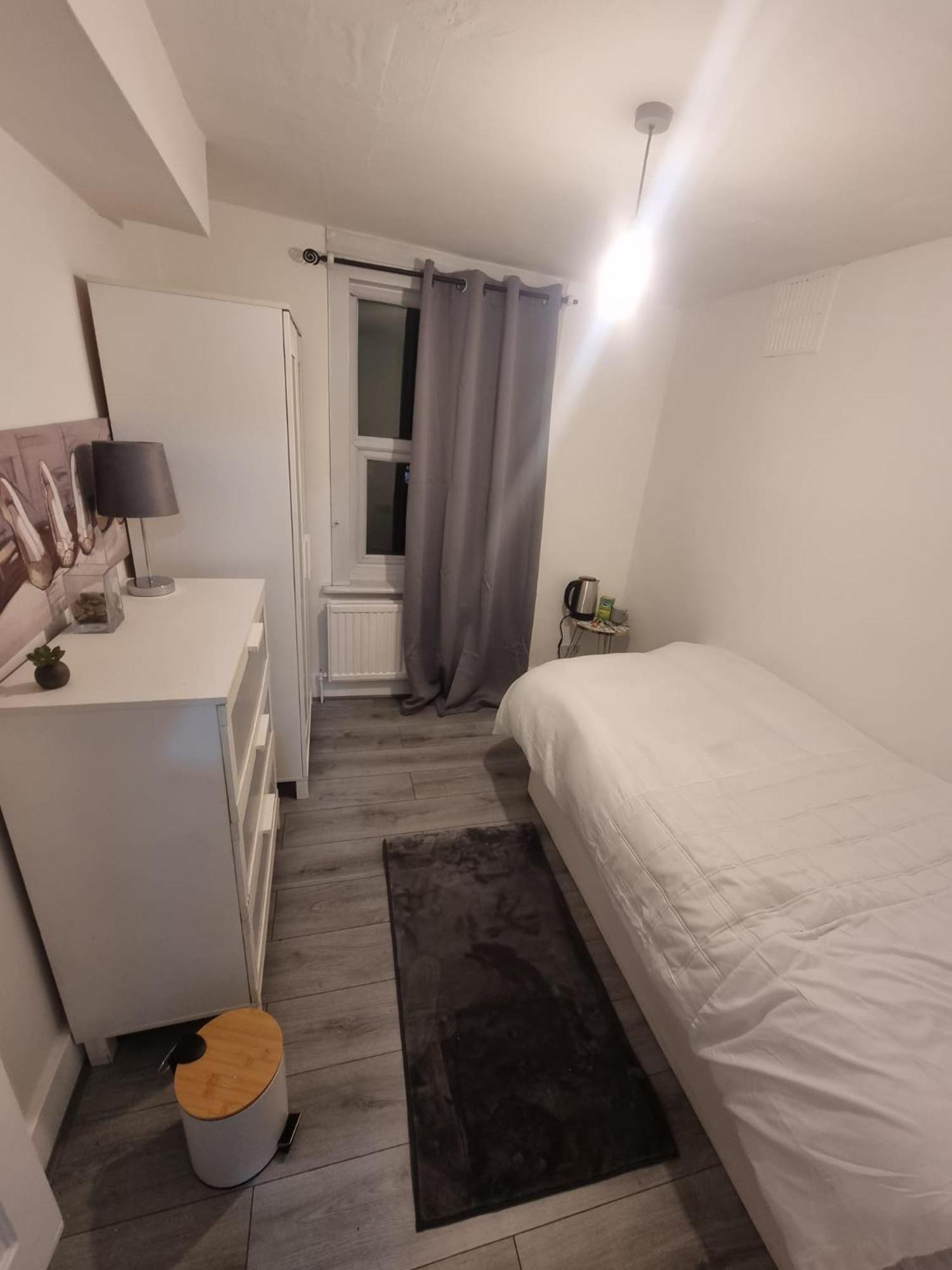 Cozy Rooms 25 Min Liverpool Street Лондон Экстерьер фото