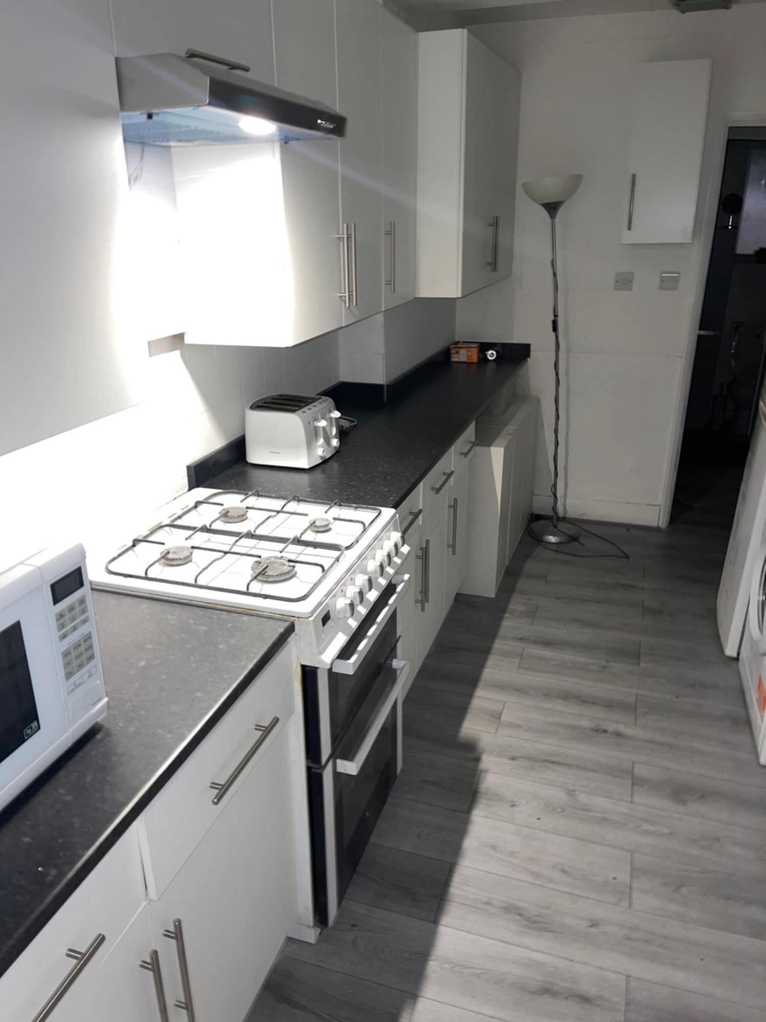 Cozy Rooms 25 Min Liverpool Street Лондон Экстерьер фото