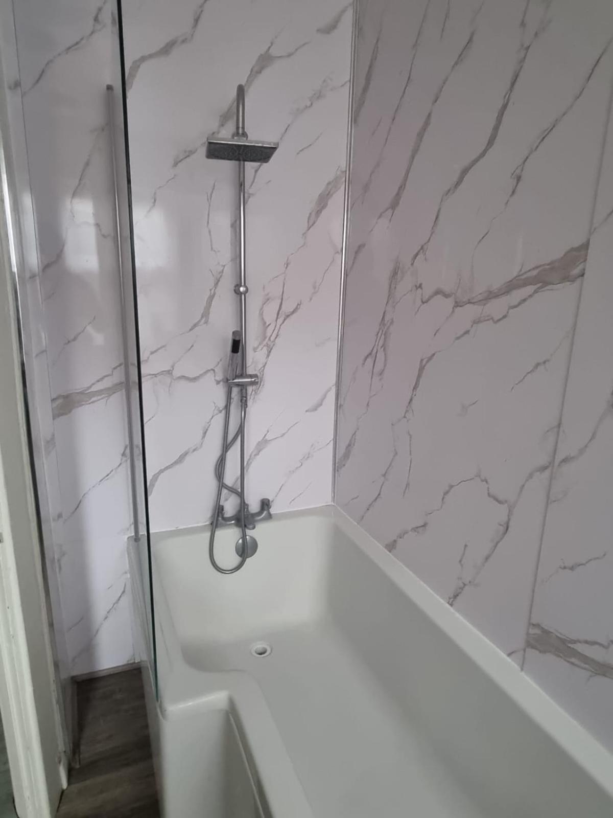 Cozy Rooms 25 Min Liverpool Street Лондон Номер фото
